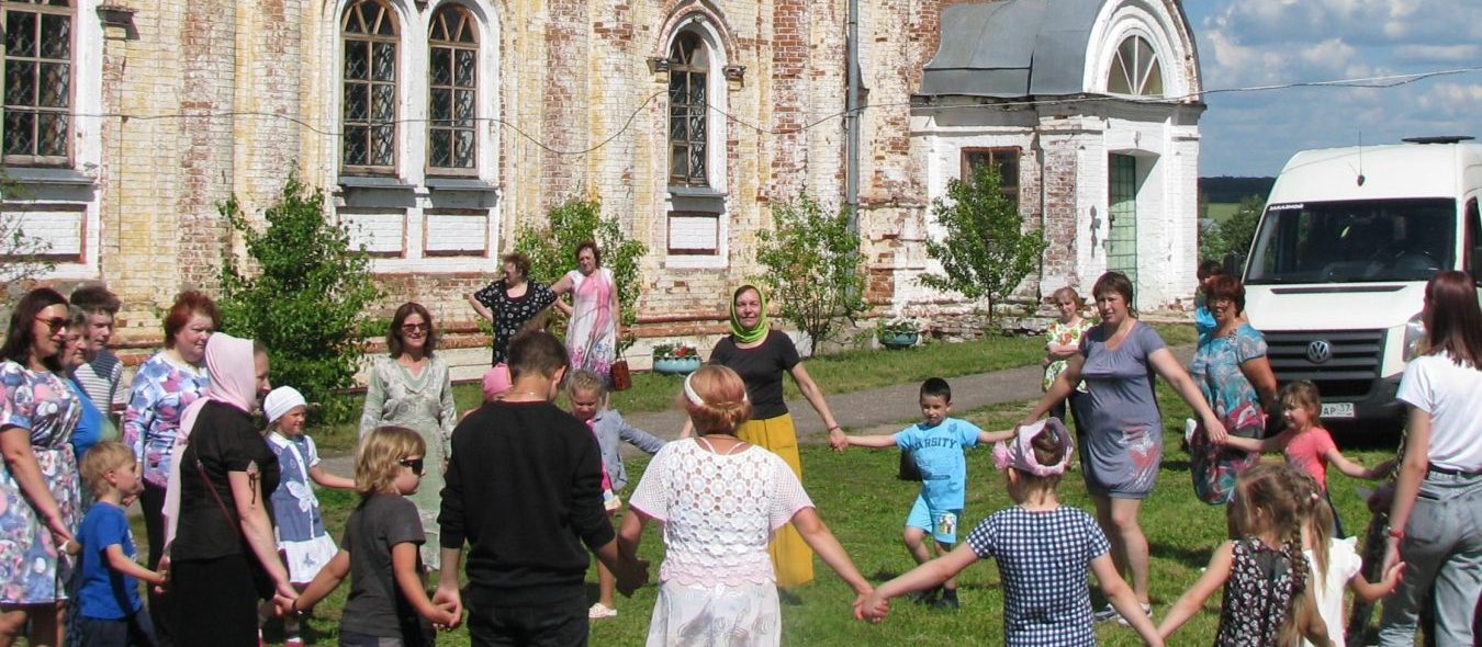 Экскурсионная поездка в село Парское – Ивановский детский дом «Ровесник»